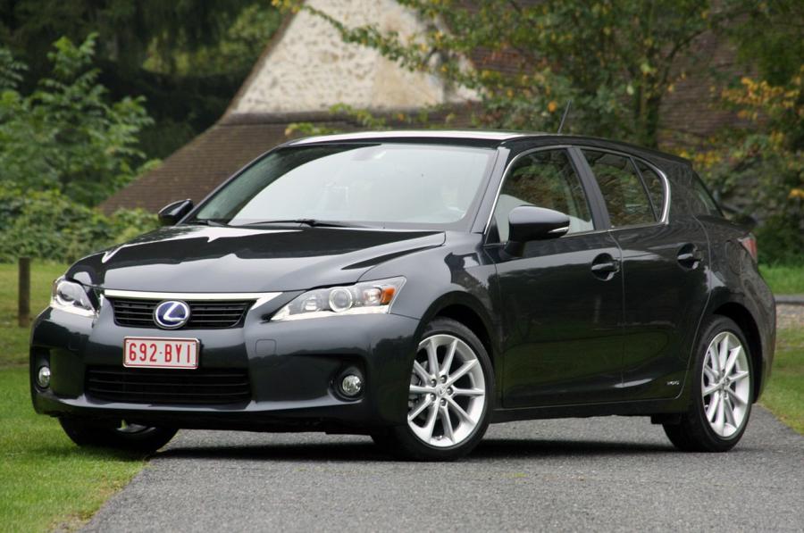  Lexus CT200h 2010 года  (фото 113 из 266)